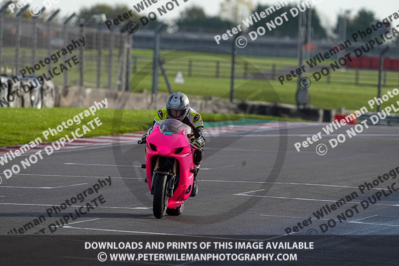 donington no limits trackday;donington park photographs;donington trackday photographs;no limits trackdays;peter wileman photography;trackday digital images;trackday photos
